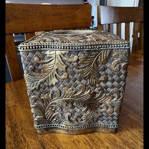India Ink Vintage St Tropez Tissue Cover Gold Leaf Trim